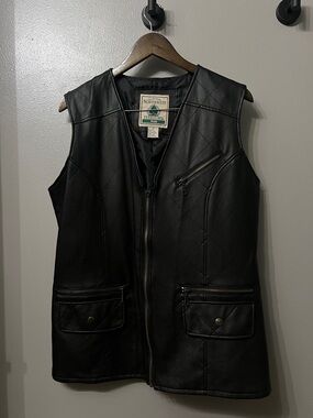 Vintage Quilted Black Faux-Leather Zip-Front Women's Vest